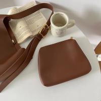 Bolso De Hombro Para Mujer Estilo Minimalista Y Moda En PU Cuero Sólido Bolso Cruzado Versátil Para El Trabajo Con Cierre Hasp - details 6