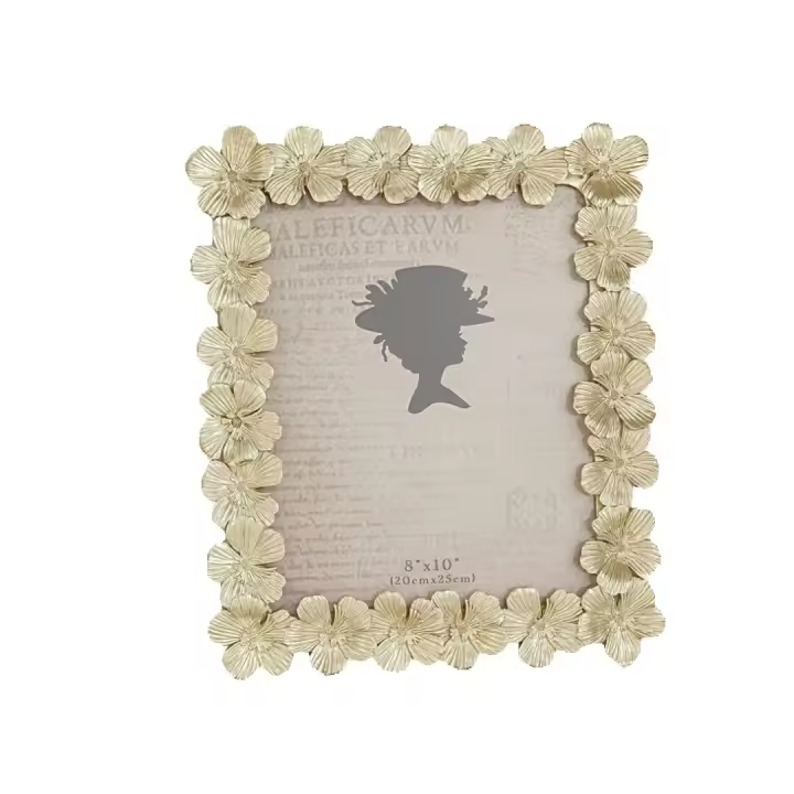 Portafoto decoración resina dorado flores 20 x 25 formato vertical y horizontal con caballete trasero y colgador - elegante diseño hace que sea perfecto para colocar en el salón, recibidor o dormitorio, ideal para regalo - 1