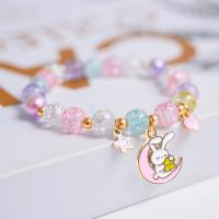 Pulsera de Cuentas Agrietadas en Púrpura y Rosa - Regalo de Pascua para Adolescentes con Detalles de Conejo y Cuentas Doradas - details 6