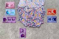 Pelusas Revolution, juego de cartas familiar y Party Game en Español, Incluye Banda elástica gratis de regalo, Mercurio - details 1