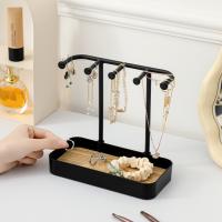 LUTODY - Organizador de joyas, Soporte expositor con 5 ganchos para bisutería, collares, anillos, pendientes, pulseras, colgantes y brazaletes - Joyero elegante y práctico - details 2