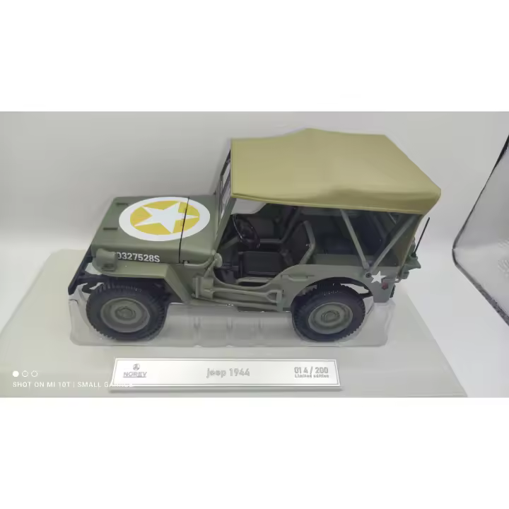 JEEP ARMY 1944 1st Div Inf HQ 1:18 NOREV EDICION LIMITADA - 1