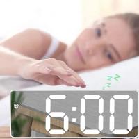 Reloj De Pared LED De Colores Electrónico Digital Ajustable En Brillo Con Alarma Reloj De Moda Cuadrado Material Plástico - details 4