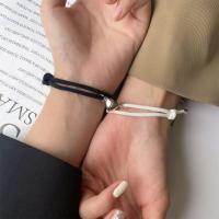 Juego de 2 pulseras magnéticas para parejas con Colgantes de corazón, pulsers para parejas a juego, Regalos para Novios, Novias, Maridos, esposas y Amantes - details 4