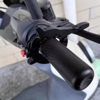 Control De Carril Para Motocicleta En Aluminio De Alta Calidad Bloqueo De Acelerador Con Asistencia Y Retenedor De Manillar Antideslizante Y Compatible Con Todos - details 3