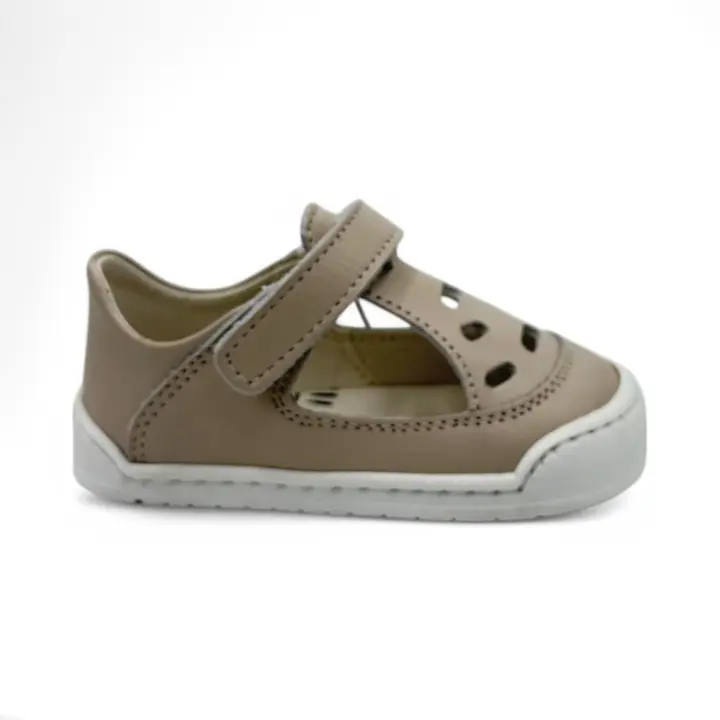 Sandalias marca Mustang para infantil en color rosa - 1