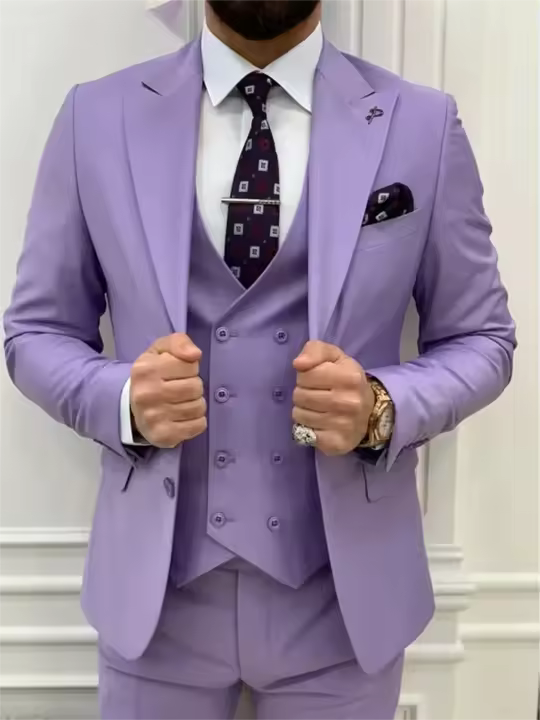 Traje De Tres Piezas Para Hombre Color Rosa Claro Elegante Con Cuello Redondo Completo Conjunto De Vestido Formal ( Chaqueta + Pantalones + Chaleco) Traje De Costura - 1
