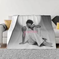 BENSON BOONE Blanket Para Sofás Cojín De Viaje Regalo De San Valentín Para Niños Felpudo Antipelusa Retardador De Fuego Rectangular Para Todas Las Estaciones - details 1