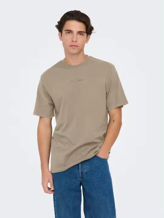 Camiseta Levi Life Marrn Regular de Only&Sons - 1