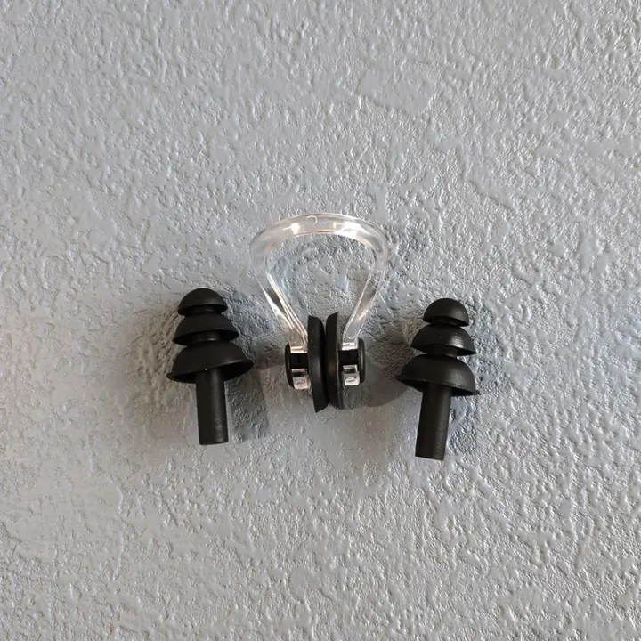 Juego De Clips Para La Nariz Y Auriculares De Natación En Silicona Triple Capa Impermeable Antideslizante Y Antiobstrucción Para Adultos - 1