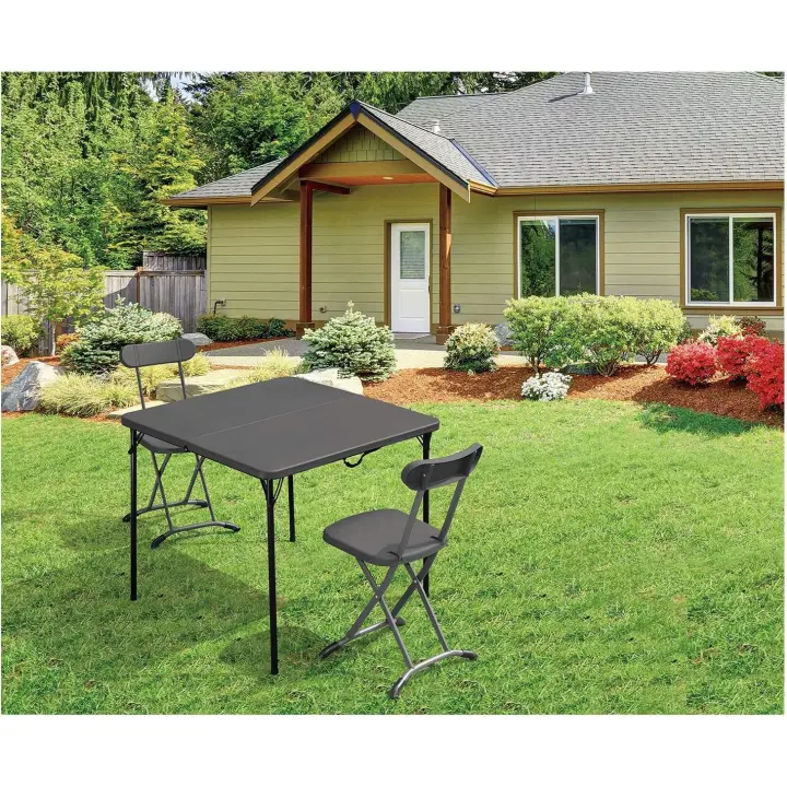 Cosgomarket Conjunto de Mesa de Jardín Plegable con 2 Sillas Resistente, Ligero y Fácil de Transportar, Mesa de Bufé Estable y Duradera, Ideal para Picnics, Barbacoas, Uso en Interiores y Exteriores,con Asa de Transporte y Almohadillas Protectora - 1