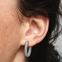 Pandora Pendientes de Aro en Plata de Ley Una Hilera Atemporal Brillante 292624C01，Incluye Caja Original - details 0