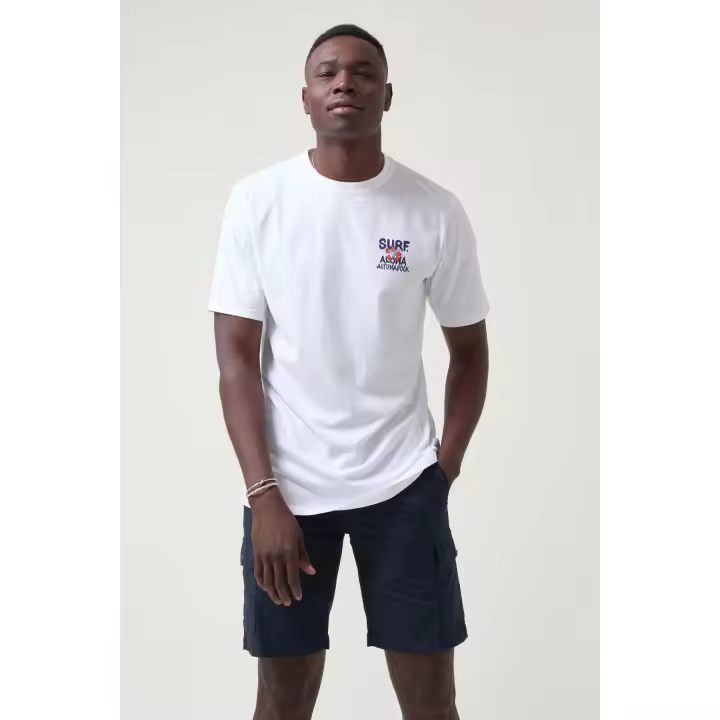 Altonadock camiseta hombre manga corta con estilo aventurero y diseño único. Perfecta para un look casual y original  M130 - 1