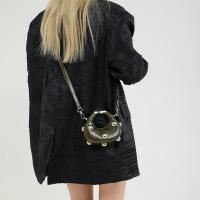 Bolso Mini Retro Versátil Para Mujer Con Gran Hebilla Lujo Diseñador Bolso Cruzado De Hombro Para Mujer Streetwear Material PU - details 2