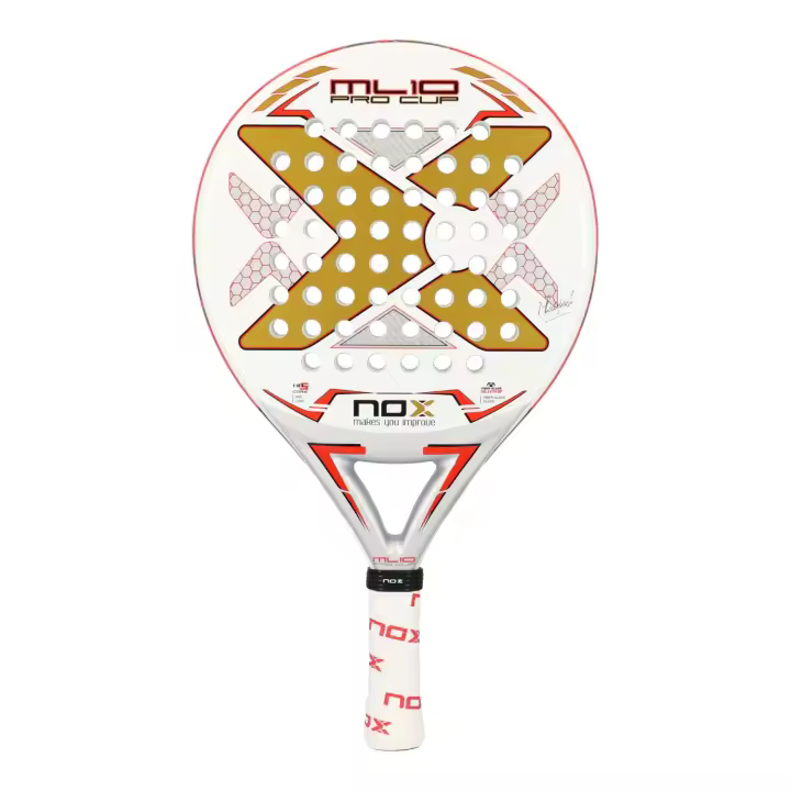 PALA NOX ML10 PRO CUP COORP 23, ¡una vez que la pruebes no la querrás soltar! Hazte con la nueva Nox ML10 Pro Cup Corp 2023, una pala cómoda, sólida y potente hecha para los jugadores que buscan un control total de la bola sin olvidarse de la potencia. - 1