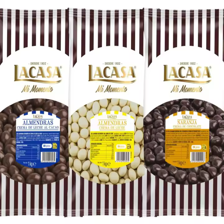 Lacasa Mi Momento pack 3kg bolas: Almendra con chocolate con leche ,Almendra con chocolate Blanco ,Dados de naranja con chocolate Negro - 1