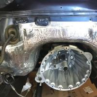 Aislante reflexivo altas temperaturas para coches, caravanas, furgonetas... (ancho 1m). Reforzado con fibra de vidrio soporta hasta 600ºC. Antihumedades - details 1