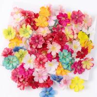 30Pcs Rosas Artificiales Para Decoración De Hogar Y Boda Accesorios Para Artesanía Y Wreaths Cabezas De Flores De Seda Tamaño 4.5cm - details 0