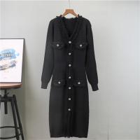Vestido De Fiesta Elegante Y Adelgazante Para Mujer De Knitted De Media Longitud Con Cuello V Estilo Francés De Moda De Otoño E Invierno Con Cierre De Pullover - details 2