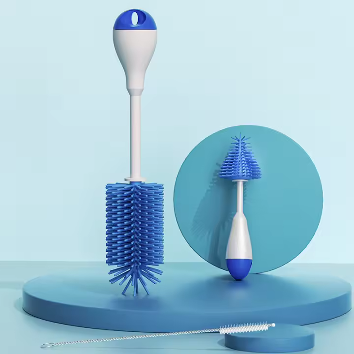 Cepillo De Limpieza Para Botella De Bebé Con Silicón 3 En 1 Rotación De 360 Grados Cuchara De Agua Y Almohadilla De Biberón Set De Limpieza Para Bebé En Colores Gris Rosa Y Azul - 1