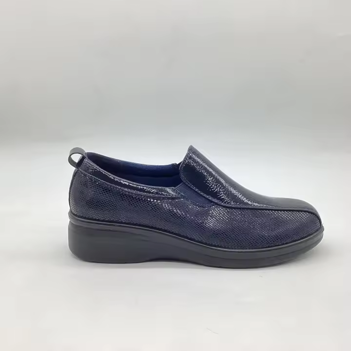 Virucci - Deportivas Casual de Mujer Cómodas Modernas VRA-1152 disponible en Azul, Burdeos, Marrón, Negro, Taupe - 1