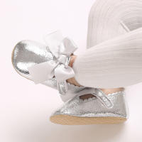 Zapatos De Princesa Plateada Para Bebés Recién Nacidos 0-18M Casual Con Lazo Antideslizante Suela De Tela Bajo El Tobillo PU Decoración De Cinta Para Niñas - details 16