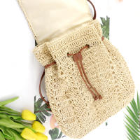 Mochila De Paja Hecha a Mano Para Mujer Bolso De Hombro Casual Playa Vacaciones Estilo Fashion Sin Cierre a Rayas Capacidad Baja - details 2