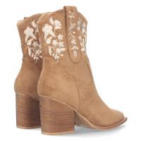 PuntoSalao Botines tacón medio cómodo bordado flores mujer camel A-3008 Estos botines de tacón están fabricados con unmaterial textil gamuzado de alta calidad, que es suave al tacto y resistente al desgaste - details 2