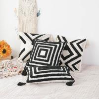 REINO MANSIDI SL - Pack de 2 -Relleno incluido  45x45 Funda de cojin con Relleno incuido . Tela algoldon, sueve y comodo Color Blanco y Negro - details 4
