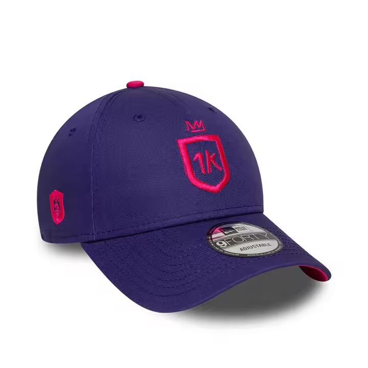 Gorra New Era 1K Fc Kings League para unisex en color morado - 1