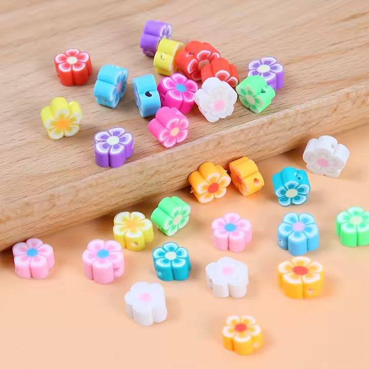 1 Pack De 30/100 Piezas De Arcilla Polimérica Para Mujer En Forma De Estrella Fruta Flor Corazón Y Con Cuentas Para Creación De Joyería DIY Pulseras Collares - 1