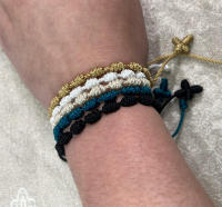 Pulseras Cross Diseño Exclusivo Hechas a Mano Multicolor - details 0