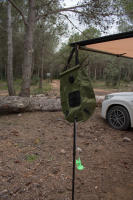 GO ESCAPE- Bolsa de ducha plegable y recargable con termómetro para acampar y viajar - details 0