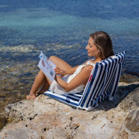 Flamingueo Tumbona Plegable Silla Playa Plegable Reclinable 5 Posiciones Asas Tipo Mochila Resistente al Agua Tejido Poliéster Beach Chair 104,5 x 46,5 x 9 cm - details 3