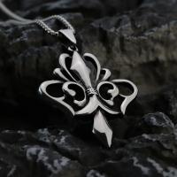 Collar De Moda Minimalista Europea Y Americana Para Hombres En Acero Inoxidable Joyería Dominante Y Brillante Con Pendiente De Corazón - details 0