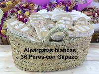 Alpargatas para bodas blancas 36 pares con regalo de capazo de esparto tarjetas para tallas y cuerda rústica detalles para invitadas de boda alpargatas para bodas en color blanco - details 1