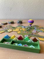 Dorf Romantik Juego de Mesa - Pack de Mejora Deluxe [x35 piezas] - La Cocina 3D - details 2