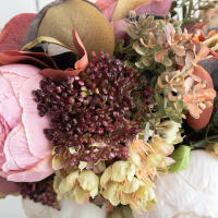Gran Bouquet De Flores Artificiales Peonía Roja En Seda Alta Calidad Decoración Para El Hogar Adecuado Para Bodas Y Navidad - details 5