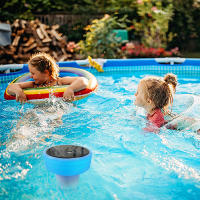 Ionizador De Piscina Solar Clarificador De Agua Para Piscinas Ajustable Equipamiento De Limpieza De Piscinas Con 7 Colores Y Panel Solar Anti-Hundimiento - details 3