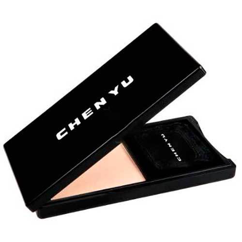 Chen Yu - Extra Soft Compact Face Powder 001, ideal for achieving a natural matte finish with long-lasting coverage, suitable for all skin types, providing a smooth and velvety texture for your daily makeup routine.