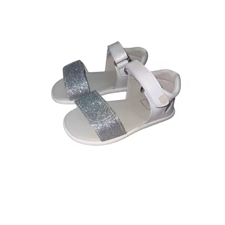 Sandalias perladas con tira plateada de Piruflex - 1