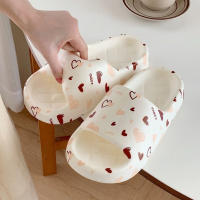 Sandalias De Mujer Con Diseño De Estampado De Amor Y Suela Gruesa Para Interior Y Playa Cómodas Plataforma Medio Tacón Para Verano Parejas - details 4