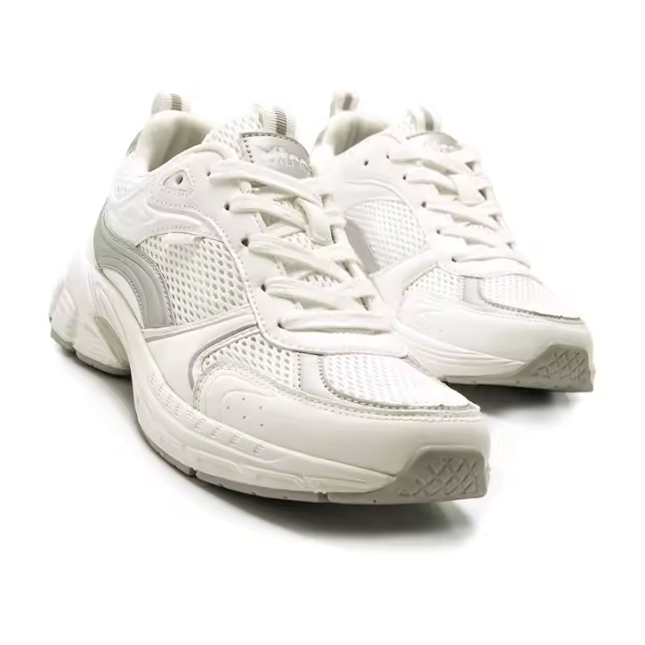 MUSTANG - Zapatilla Deportiva Daddy Mujer - Blanco con Detalles Plateados - 1