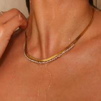 Collar De Cadena AAA De Cúbicos Circonitas E.B.belle Para Mujer Plata De Acero Inoxidable Con Capa De Oro Estilo Herringbone - details 2