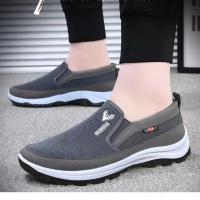 Zapatos de tela nuevos de primavera, zapatos para caminar, zapatos casuales para hombres, zapatos de lona de suela blanda y caña baja, zapatos para personas de mediana edad y mayores. - details 0