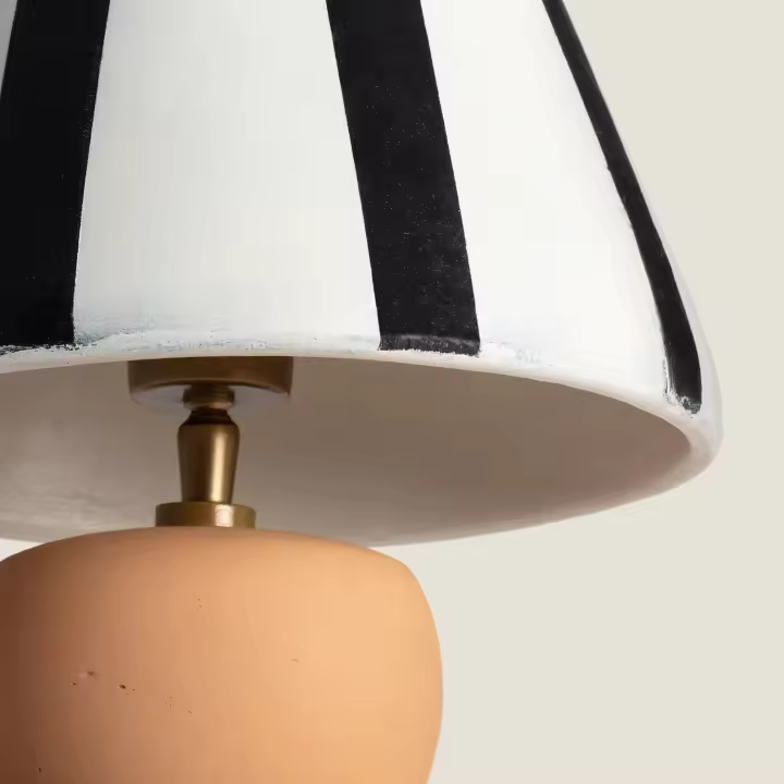 Ledkia Lámpara de Mesa Metal Quitamba Negro / Blanco - 1
