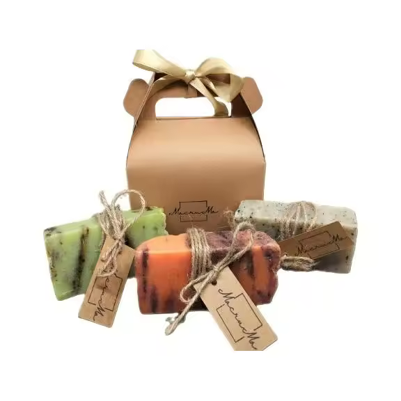 Pack Caja de Regalo Macruma de Jabones Artesanos con aceite de oliva .SIn parabenos, sin siliconas. - 1
