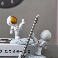 Soporte De Teléfono Móvil En Estilo Nórdico Con Astronauta Juguete De Resina Decoración De Escritorio Oficina Regalo Para Niños - details 0