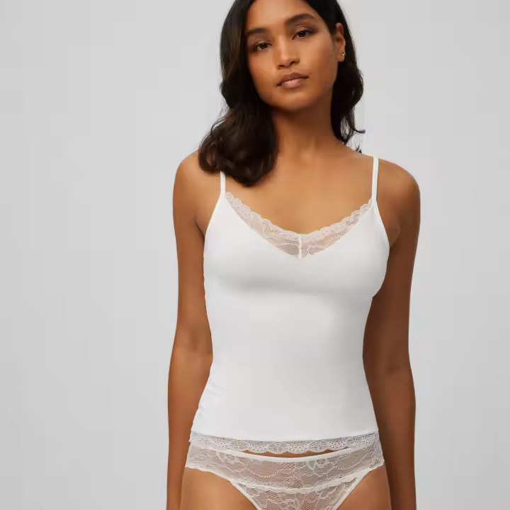 Ysabel Mora - Camiseta tirantes detalle encaje marfil - 1