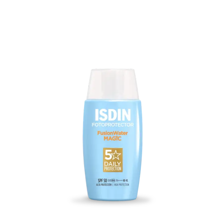 Fusion Water MAGIC SPF 50 Protector solar facial de textura ultraligera y fase externa acuosa con ácido hialurónico. - 1